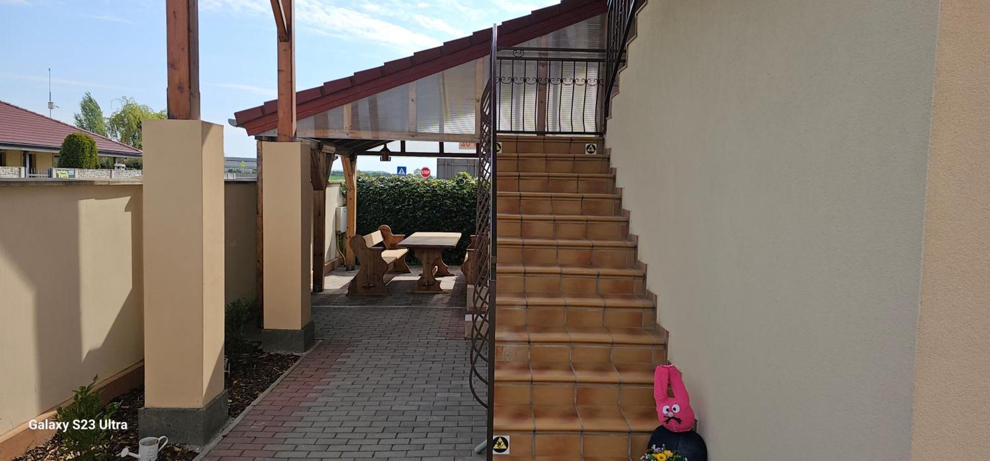 Apartmanovy Dom Flora Veľký Meder Exteriör bild